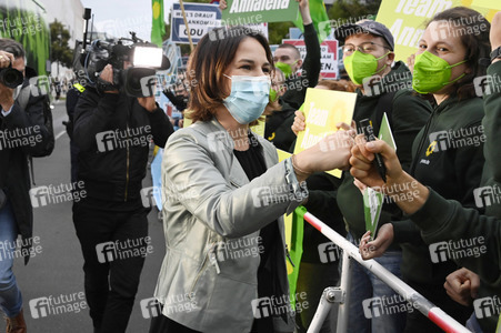 Triell - Dreikampf ums Kanzleramt in Berlin