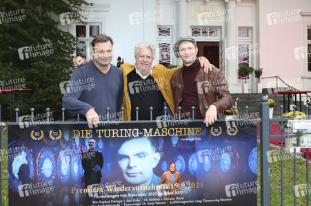 Theaterpremiere 'Die Turing-Maschine' in Hamburg