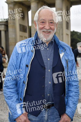 Fototermin 'Celebrate at the Gate - 100 Tage bis Silvester' in Berlin