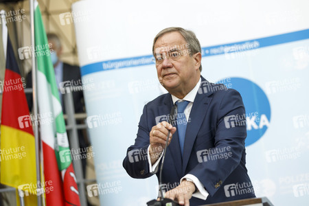 Pressekonferenz mit Armin Laschet und Herbert Reul in Düsseldorf