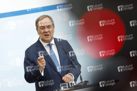 Pressekonferenz mit Armin Laschet und Herbert Reul in Düsseldorf