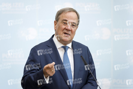 Pressekonferenz mit Armin Laschet und Herbert Reul in Düsseldorf