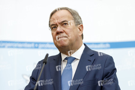 Pressekonferenz mit Armin Laschet und Herbert Reul in Düsseldorf