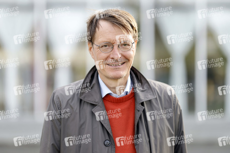 Podiumsgespräch mit Karl Lauterbach in Leverkusen