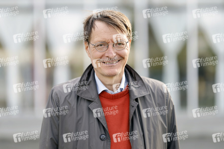 Podiumsgespräch mit Karl Lauterbach in Leverkusen