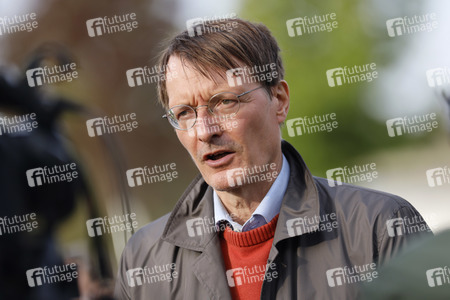 Podiumsgespräch mit Karl Lauterbach in Leverkusen