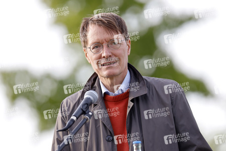 Podiumsgespräch mit Karl Lauterbach in Leverkusen
