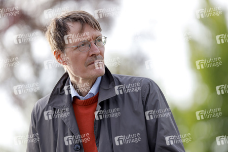 Podiumsgespräch mit Karl Lauterbach in Leverkusen