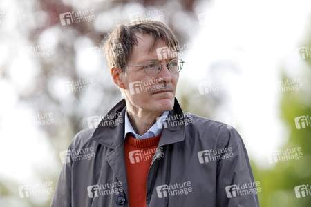 Podiumsgespräch mit Karl Lauterbach in Leverkusen