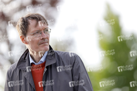Podiumsgespräch mit Karl Lauterbach in Leverkusen