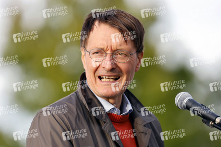 Podiumsgespräch mit Karl Lauterbach in Leverkusen