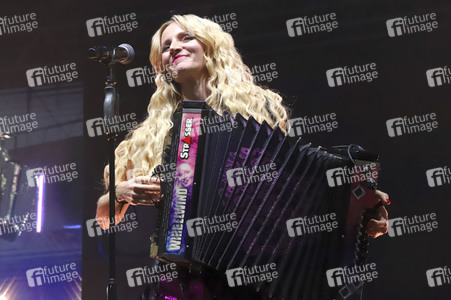 Konzert von Melissa Naschenweng in Kufstein