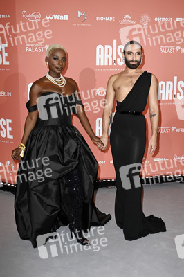 Weltpremiere der ARISE Grand Show 2021 in Berlin