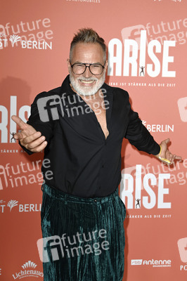 Weltpremiere der ARISE Grand Show 2021 in Berlin