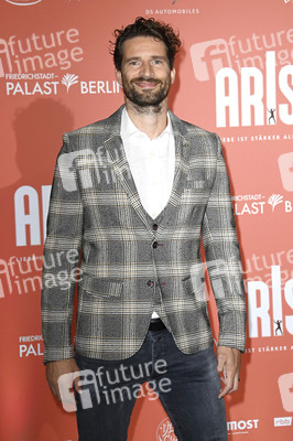 Weltpremiere der ARISE Grand Show 2021 in Berlin