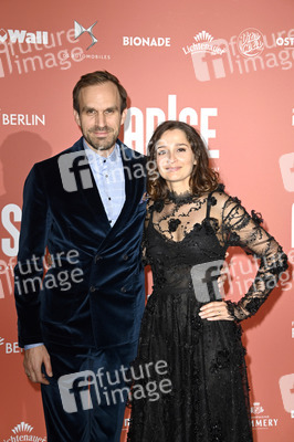 Weltpremiere der ARISE Grand Show 2021 in Berlin