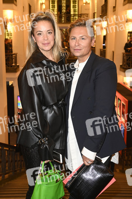 Weltpremiere der ARISE Grand Show 2021 in Berlin