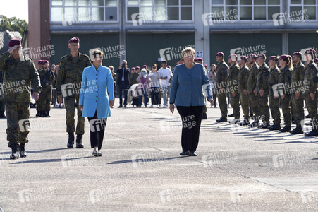 Angela Merkel würdigt Einsatzkräfte der Afghanistan-Evakuierungsmission in Seedorf