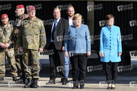 Angela Merkel würdigt Einsatzkräfte der Afghanistan-Evakuierungsmission in Seedorf
