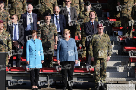 Angela Merkel würdigt Einsatzkräfte der Afghanistan-Evakuierungsmission in Seedorf