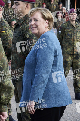 Angela Merkel würdigt Einsatzkräfte der Afghanistan-Evakuierungsmission in Seedorf