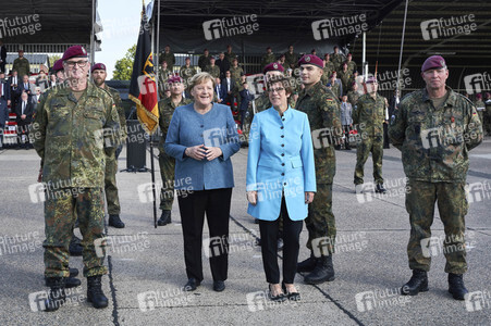 Angela Merkel würdigt Einsatzkräfte der Afghanistan-Evakuierungsmission in Seedorf