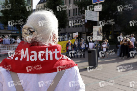 Protestdemo der Initiative 'Wir sind Kirche' in Fulda