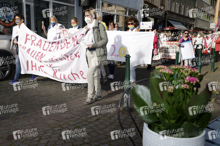 Protestdemo der Initiative 'Wir sind Kirche' in Fulda