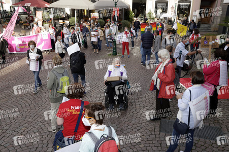 Protestdemo der Initiative 'Wir sind Kirche' in Fulda