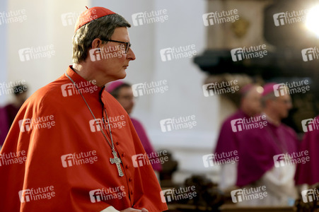 Schlussvesper mit Bonifatiussegen bei der Herbst-Vollversammlung der Deutschen Bischofskonferenz in Fulda