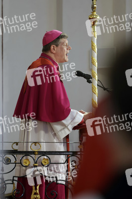Schlussvesper mit Bonifatiussegen bei der Herbst-Vollversammlung der Deutschen Bischofskonferenz in Fulda
