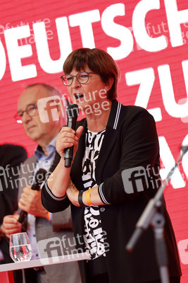 SPD-Wahlkampfveranstaltung mit Olaf Scholz in Köln
