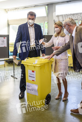Stimmabgabe von Markus Söder zur Bundestagswahl 2021 in Nürnberg