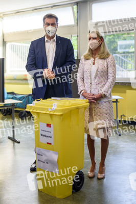 Stimmabgabe von Markus Söder zur Bundestagswahl 2021 in Nürnberg