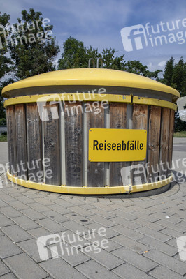 Symbolfoto Abfallcontainer