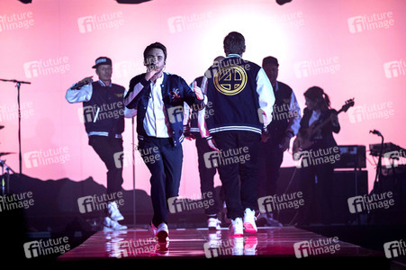 TV-Show 'MDR Sputnik präsentiert: Friends of Clueso' in Leipzig