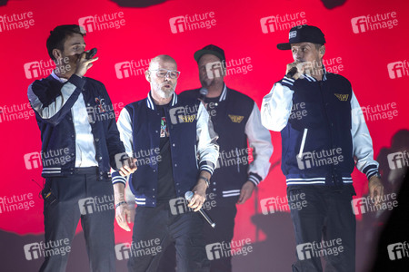TV-Show 'MDR Sputnik präsentiert: Friends of Clueso' in Leipzig