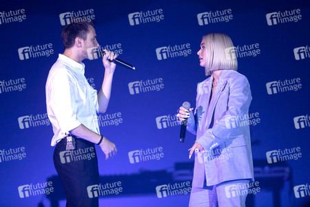 TV-Show 'MDR Sputnik präsentiert: Friends of Clueso' in Leipzig