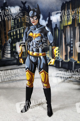 GEEK ART: Batgirl Comic Bodypainting