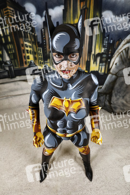 GEEK ART: Batgirl Comic Bodypainting