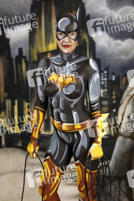GEEK ART: Batgirl Comic Bodypainting