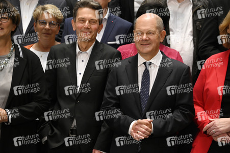 SPD-Fraktionssitzung und Statement der Fraktionsführung in Berlin