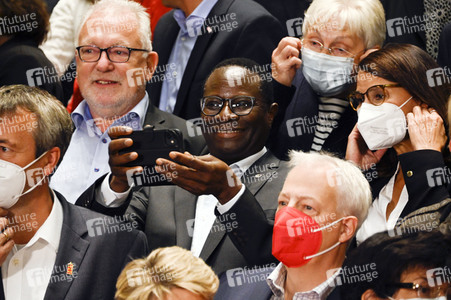 SPD-Fraktionssitzung und Statement der Fraktionsführung in Berlin