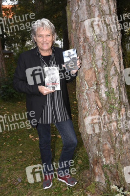 Lesung von Ernst Hannawald in Haar