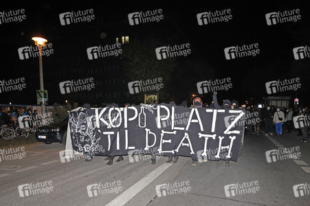 Demonstration gegen Räumung von linkem Wohnprojekt in Berlin