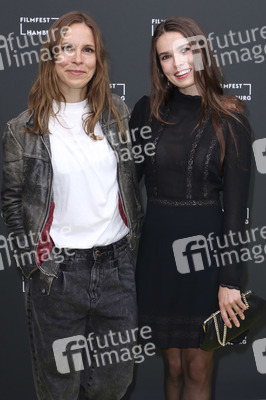 Filmpremiere 'Mutter, Kutter, Kind', Filmfest Hamburg 2021