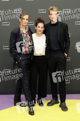 Filmpremiere 'Alles in bester Ordnung', Filmfest Hamburg 2021