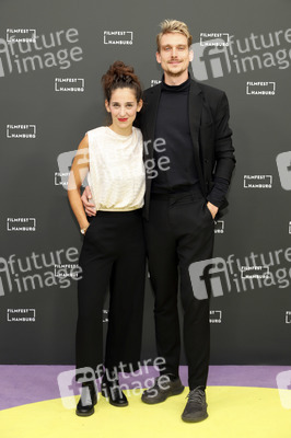 Filmpremiere 'Alles in bester Ordnung', Filmfest Hamburg 2021