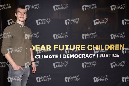 Filmpremiere 'Dear Future Children' in München