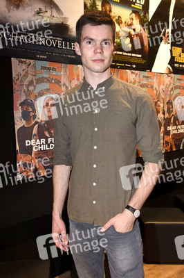 Filmpremiere 'Dear Future Children' in München
